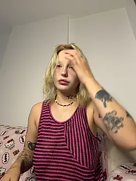 Snapshot of urlittlebaby666 chatting on 02.27.26 urlittlebaby666 online show from 02.27.26