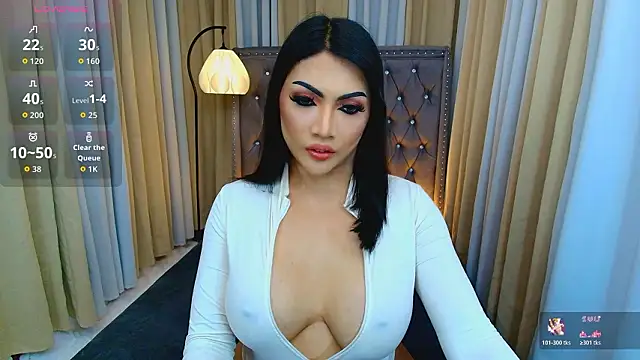 Snapshot of Laureen_Hilton chatting on 02.26.26 Laureen Hilton online show from 02.26.26