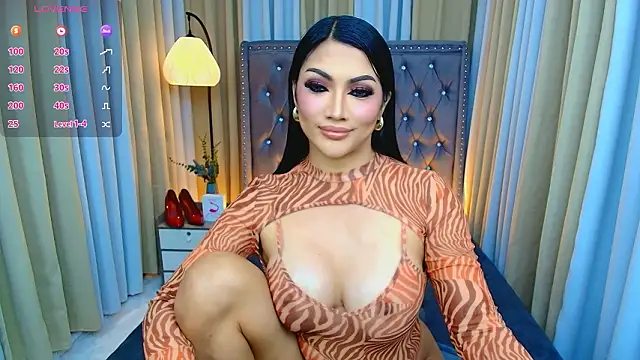 Laureen Hilton online show from 03.06.26