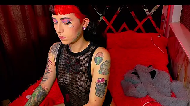 Snapshot of nova_kitttyy chatting on 02.25.26 nova kitttyy online show from 02.25.26