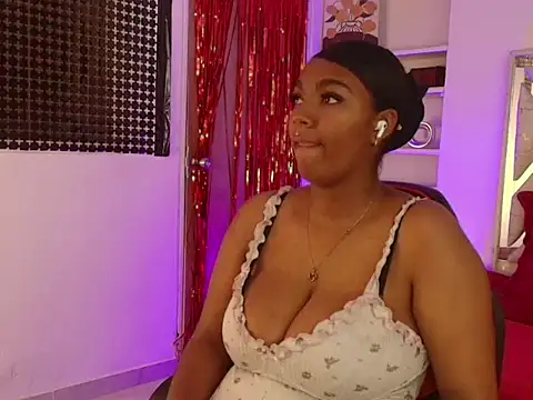 Snapshot of AmiraNast_ chatting on 03.03.26 AmiraNast online show from 03.03.26