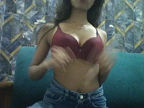 Snapshot of Rani1993 chatting on 02.22.26 Rani1993 online show from 02.22.26