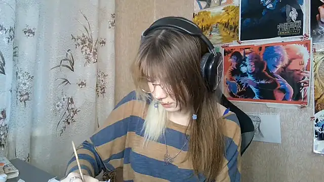 Snapshot of MilaTyan chatting on 06.03.26 MilaTyan online show from 06.03.26