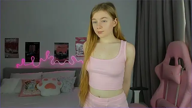 EvaRaee online show from 03.21.26