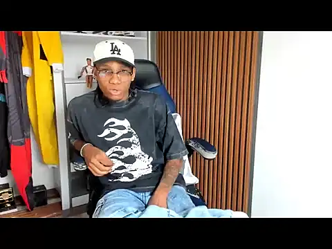 yandi hot online show from 02.27.26