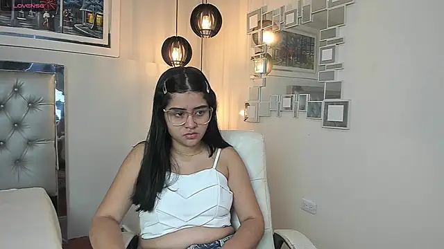 mila quin online show from 05.31.26