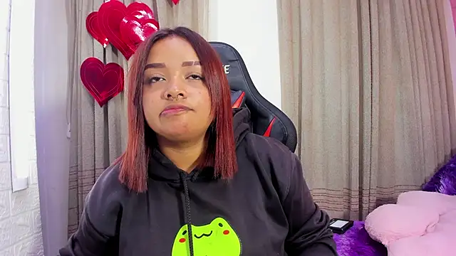 Snapshot of Sienna_Lux01 chatting on 02.22.26 Sienna Lux01 online show from 02.22.26