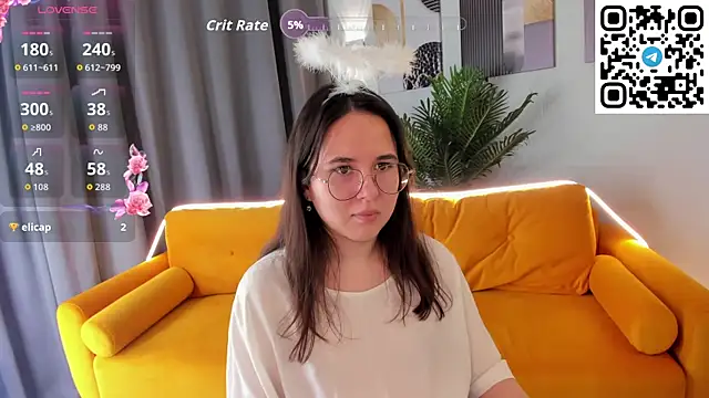 Snapshot of leylamirage chatting on 05.06.26 leylamirage online show from 05.06.26