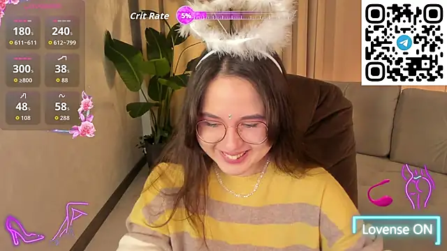 Snapshot of leylamirage chatting on 05.11.26 leylamirage online show from 05.11.26