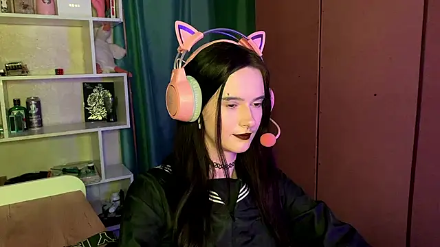 Snapshot of MabelDefina chatting on 02.27.26 MabelDefina online show from 02.27.26