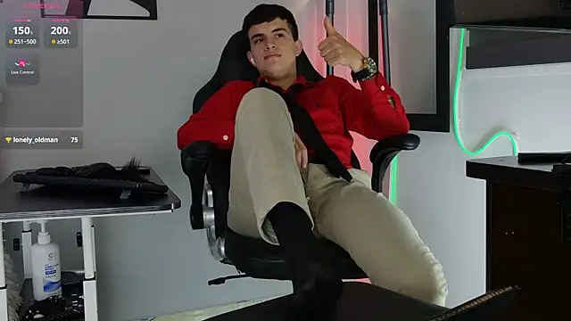 Snapshot of nico_pelusa chatting on 02.24.26 nico pelusa online show from 02.24.26