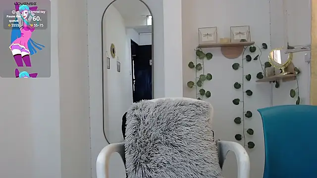 Snapshot of dark_dreams_ chatting on 07.07.26 dark dreams online show from 07.07.26