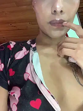 Snapshot of Emily-Fire chatting on 03.02.26 Emily-Fire online show from 03.02.26