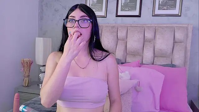 IsabellaRossi online show from 06.14.26