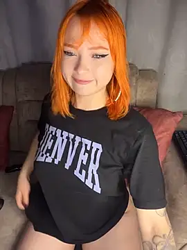Snapshot of alysson_As chatting on 05.25.26 alysson As online show from 05.25.26