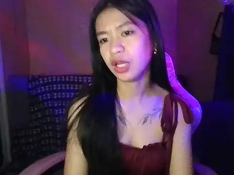 Luna Moonfang online show from 04.26.26