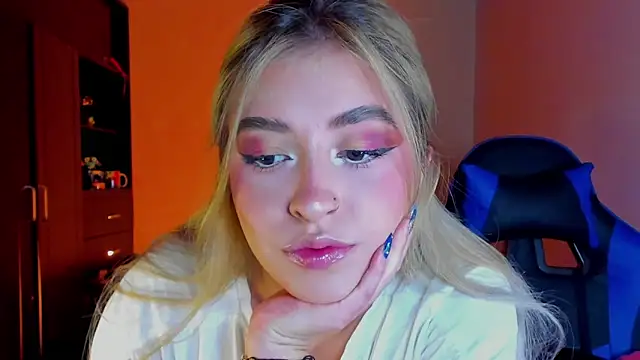 saradiazxxx online show from 03.31.26