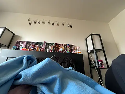 Snapshot of pinkhairfun16 chatting on 02.20.26 pinkhairfun16 online show from 02.20.26