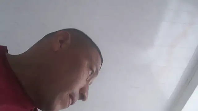 Snapshot of pareja_latina2214 chatting on 02.24.26 pareja latina2214 online show from 02.24.26