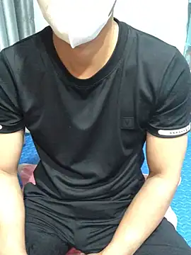  Men 2026 online show from 04.18.26