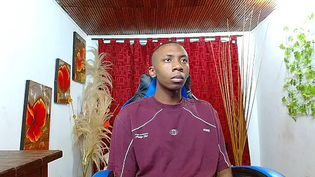 Snapshot of milo018 chatting on 02.23.26 milo018 online show from 02.23.26