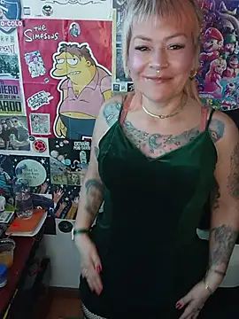 Snapshot of lady_polka chatting on 02.26.26 lady polka online show from 02.26.26