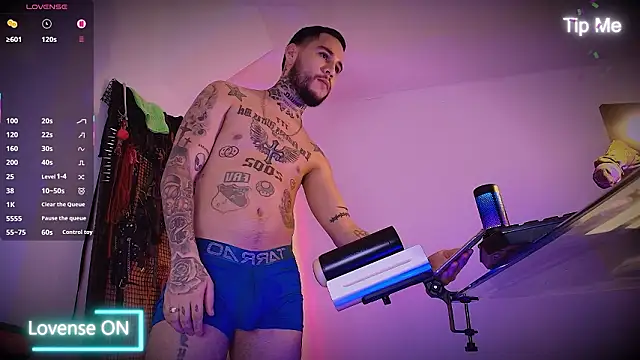 Snapshot of king_of_desire chatting on 02.22.26 king of desire online show from 02.22.26