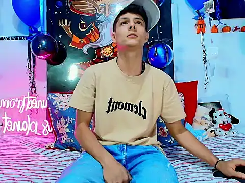 Snapshot of Eliassalvatore_ chatting on 03.04.26 Eliassalvatore online show from 03.04.26