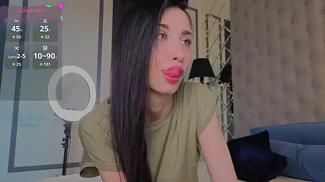 MiguelinaRasmuson online show from 05.10.26