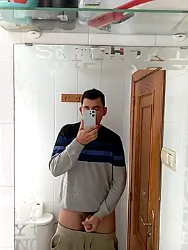 Snapshot of alexandrevictor6969 chatting on 02.21.26 alexandrevictor6969 online show from 02.21.26