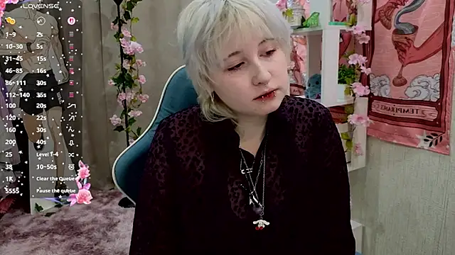 Snapshot of May_leaf chatting on 02.23.26 May leaf online show from 02.23.26