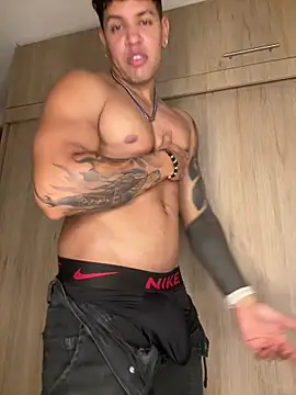 Snapshot of amenadiel_fire chatting on 03.15.26 amenadiel fire online show from 03.15.26