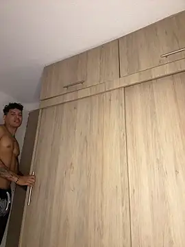 Snapshot of amenadiel_fire chatting on 04.05.26 amenadiel fire online show from 04.05.26