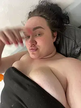 Snapshot of AmandaMillerrr chatting on 04.02.26 AmandaMillerrr online show from 04.02.26