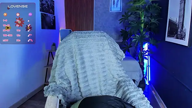 SophyAdams online show from 03.12.26