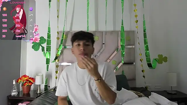 Angel Lux online show from 03.02.26