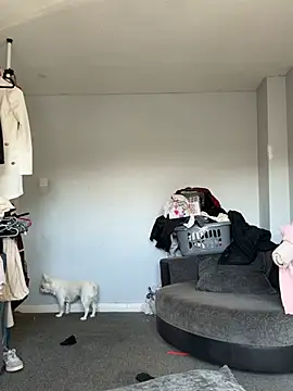 PinkVelvetx online show from 04.19.26