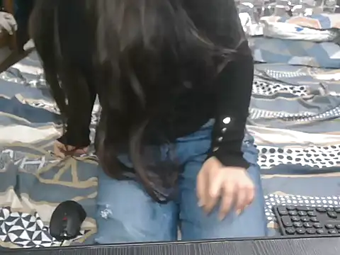 Desi Village Girl online show from 02.22.26