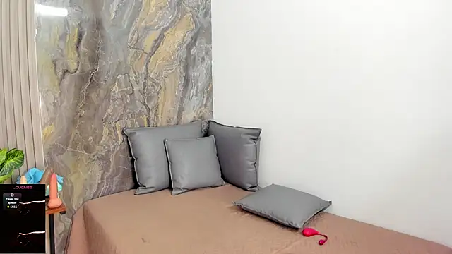 Dennise Sinclair online show from 03.31.26