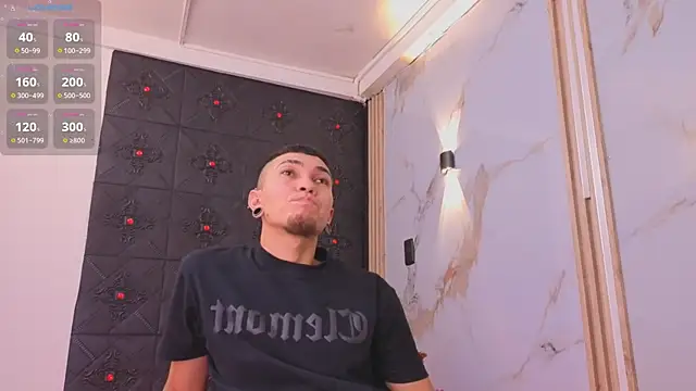 Logan and Reachel online show from 04.01.26