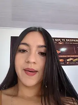 Snapshot of DulceCaroX chatting on 07.02.26 DulceCaroX online show from 07.02.26