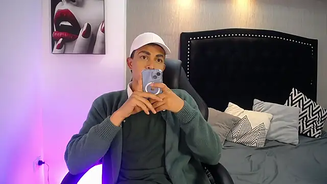 NewYoungHot online show from 04.09.26