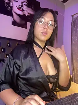 Emmabekerr online show from 03.20.26