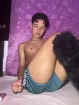 VixHot15 online show from 04.14.26