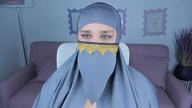 Samira Zayd online show from 02.24.26