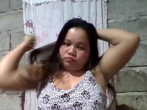 Snapshot of sweetlyn31 chatting on 03.15.26 sweetlyn31 online show from 03.15.26