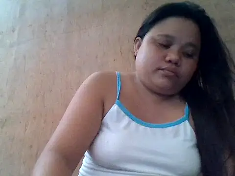Snapshot of sweetlyn31 chatting on 05.06.26 sweetlyn31 online show from 05.06.26