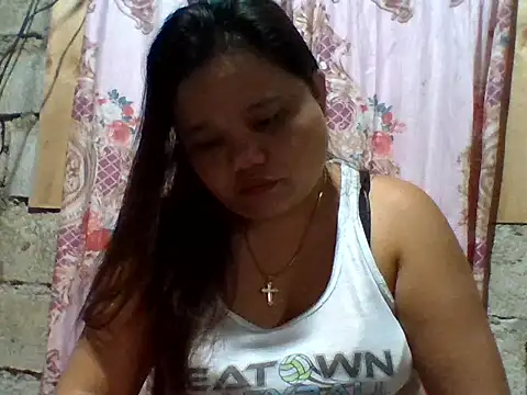 Snapshot of sweetlyn31 chatting on 05.09.26 sweetlyn31 online show from 05.09.26