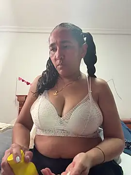 CrystalIvy online show from 03.24.26