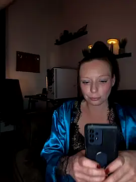 Snapshot of ZaramourXMrX chatting on 02.19.26 ZaramourXMrX online show from 02.19.26